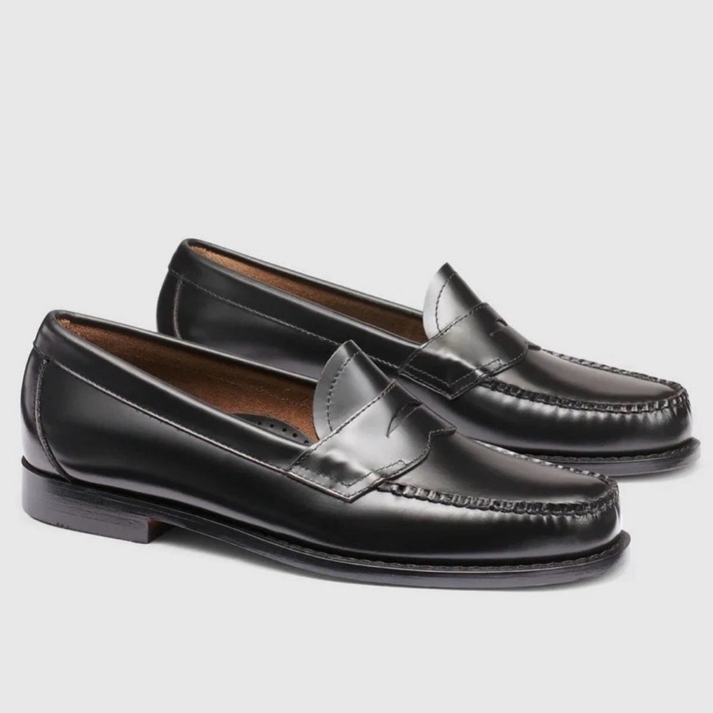 GH Bass WOMENS WILLA FLAT STRAP WEEJUNS
LOAFER